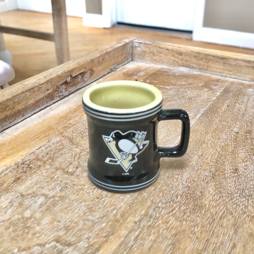 Pittsburgh Penguins NHL Shot Espresso Mini Mug